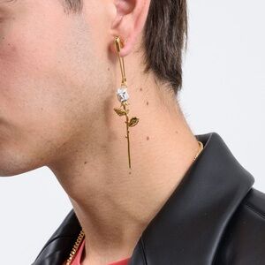 NEW AMBUSH Safety Pin Rose Charm Earring 🌹✨ | Single Earring